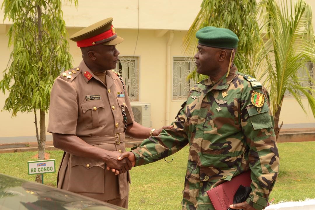 ESIG_Yaounde's tweet photo. Wednesday, march the 16th, #IWC🇨🇲 has been honored of hosting a delegation from the Command and Staff College in Karen, Kenya 🇰🇪, led by BG Mwamburi Joakim Ngure. This was an opportunity for #IWC to exchange on operational planning methods and teaching. https://t.co/q5fHmPZqvv