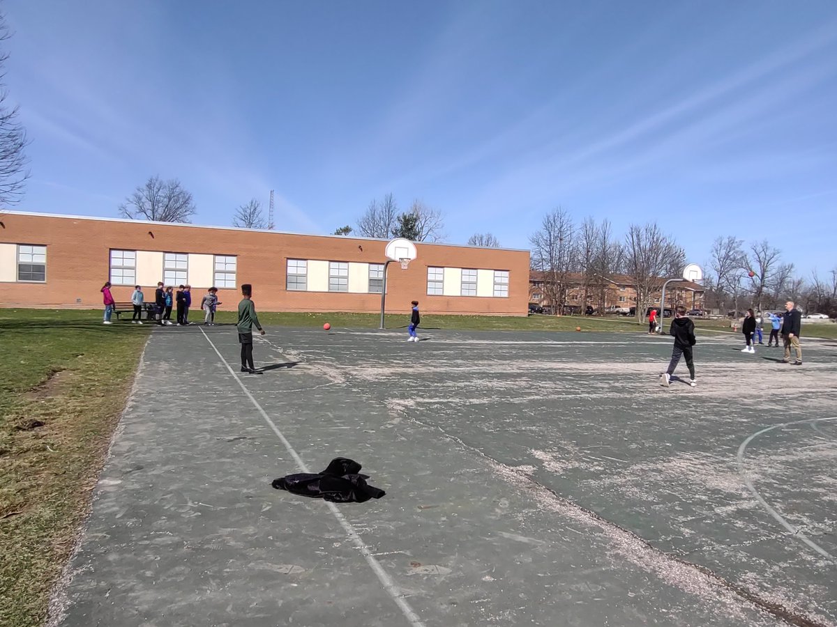 Ami McRitchie tweet media