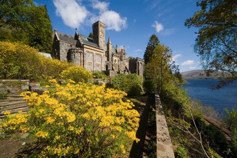 St Conans Kirk, Loch Awe, basking in the spring colours of yellow and blue. 💛💙