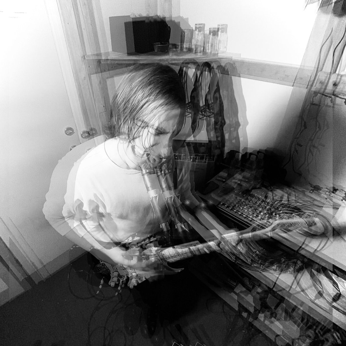 BudrisBand's tweet photo. Shot the cover for Eric’s new single “pieces” 

https://t.co/h11vkP0elL https://t.co/1R6iLTKfoI