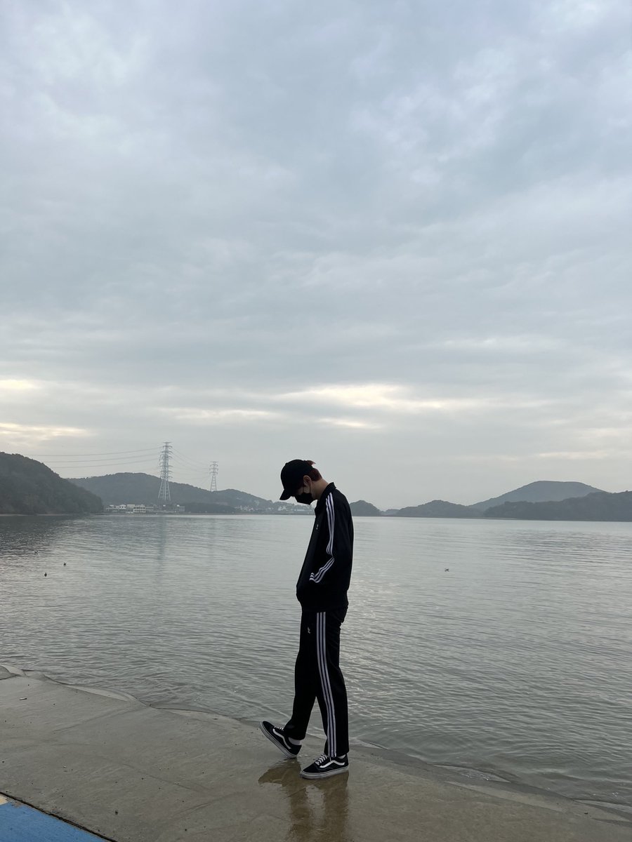 PunchVerz's tweet photo. ส่วนสูง 180 กิโลเมตรค่ะ 🤣🐰🐍
#MOASelcaDay #MOSD
@TXT_members @TXT_bighit https://t.co/k5y2wZ7e06
