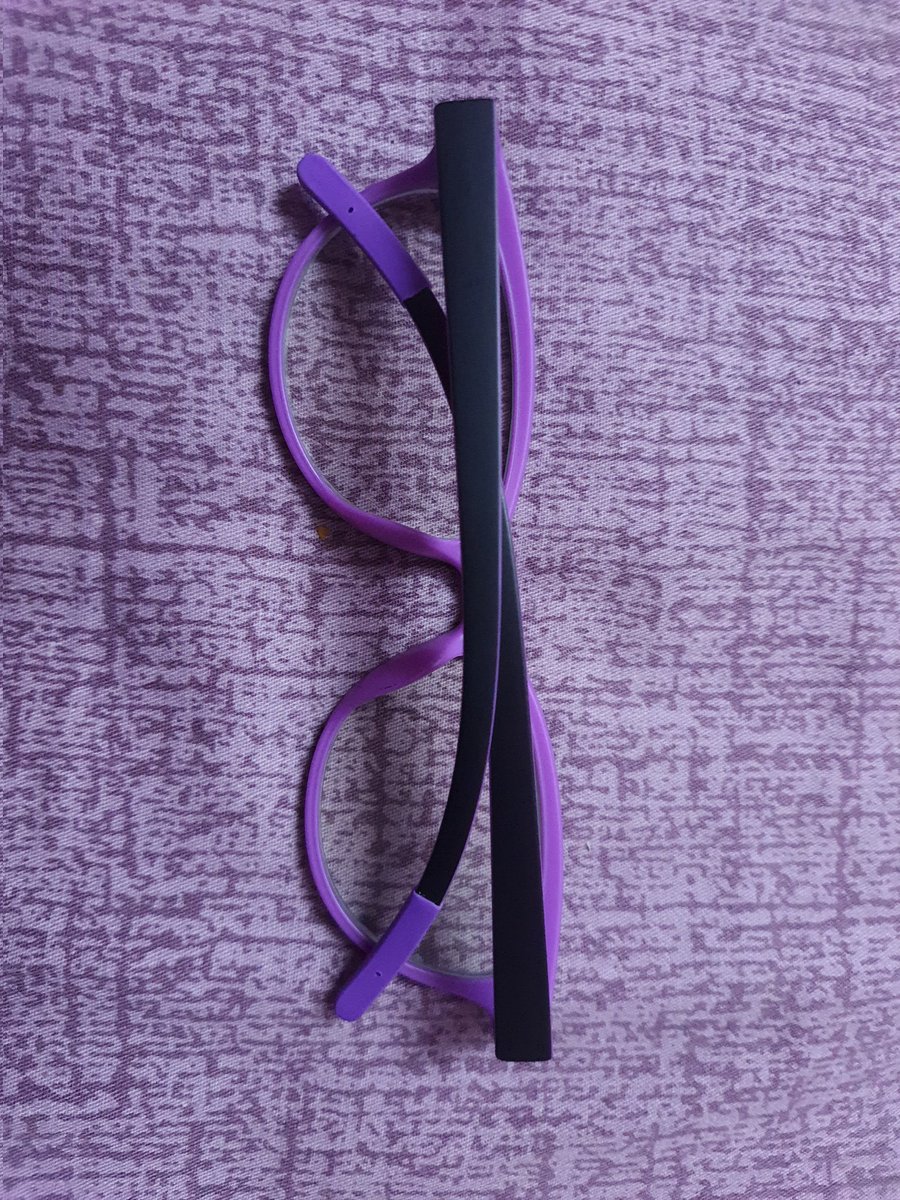 Kaavdev's tweet photo. Finally purple colour frame than venum nu Sanda pottu vangiten😌💜💜💜🤝🏻❤
#purplematters🧿♾💜 https://t.co/3jdymcZz7Z