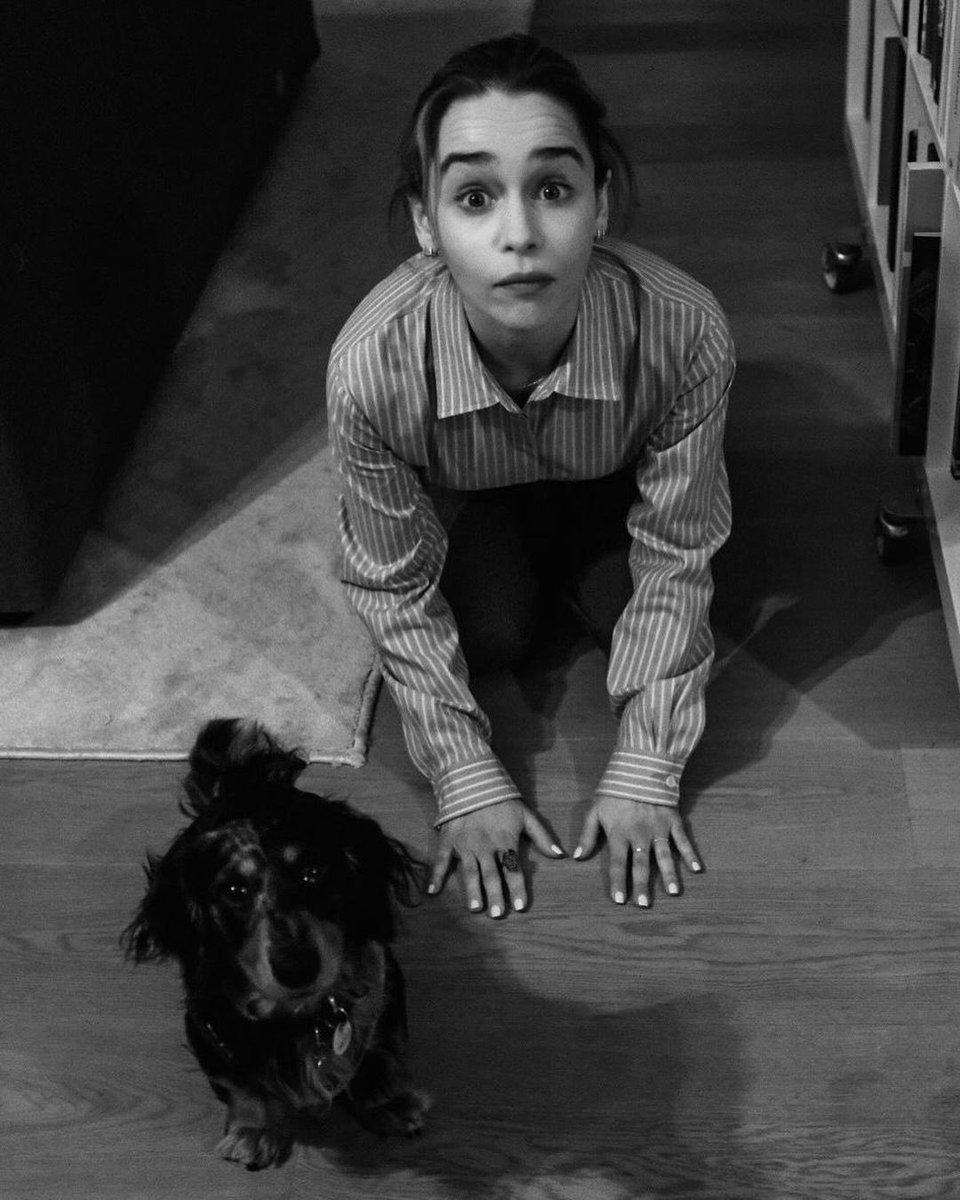 ladies and gentlemen.. emilia clarke!