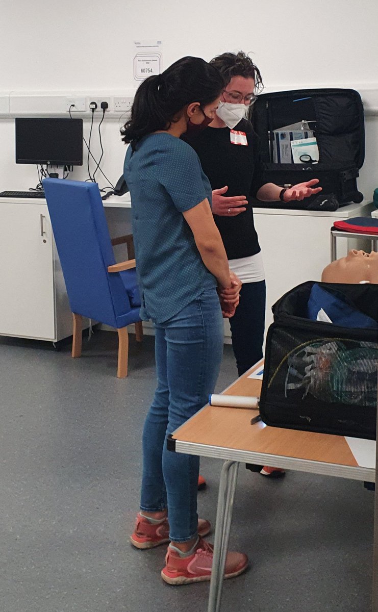 GlaRetAnaes's tweet photo. Excellent GReAT course today at the HSSC, simulation and clinical skills for colleagues returning to Anaesthetic clinical practice @NHSGGCSim @qeuhanaesthesia @Anaes_News @RCoANews @WoSAnaesTeach @Gaswegians @NWosart https://t.co/579vtpDYQL