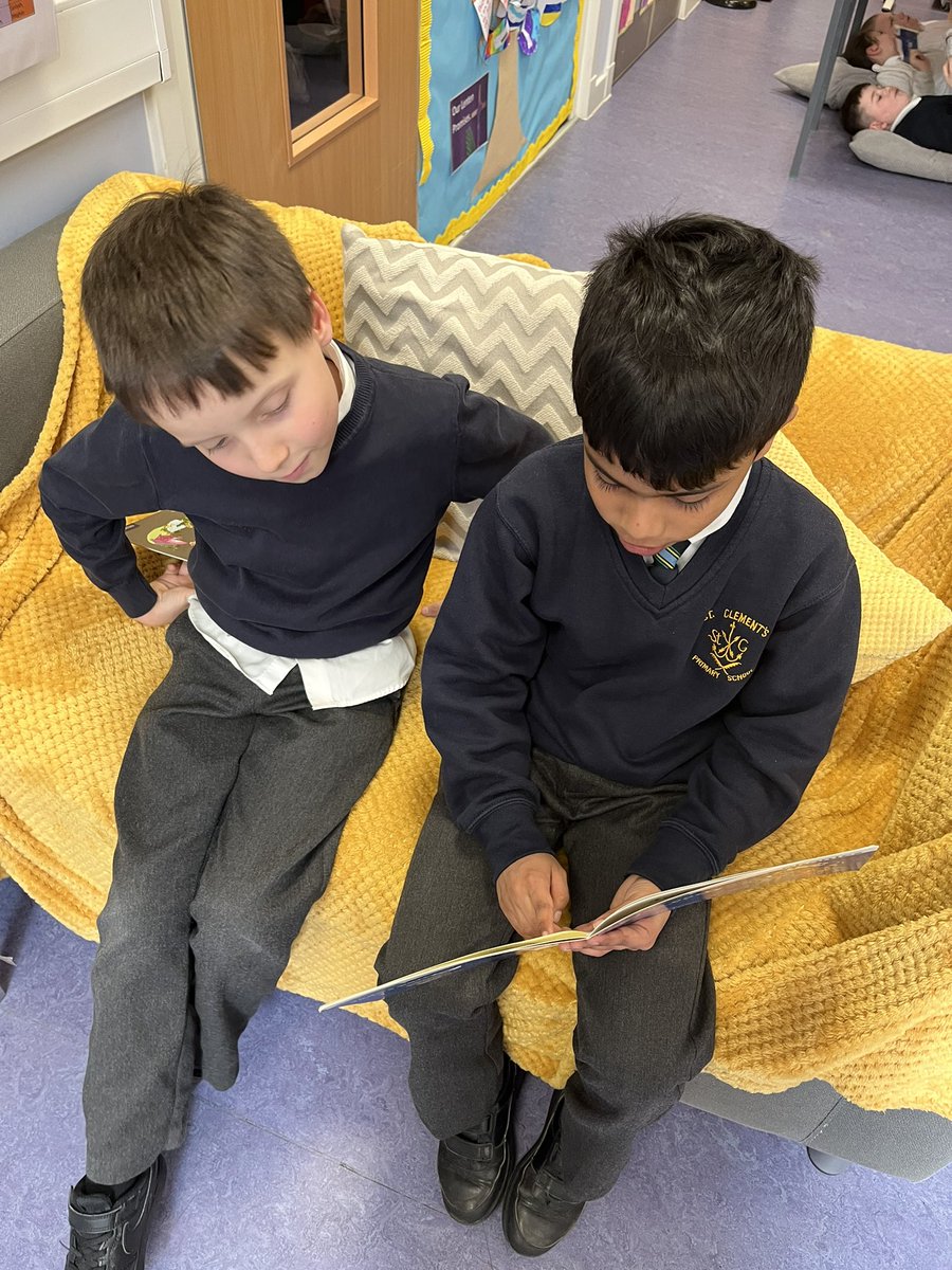 Mrs D_@St_Clement's tweet media