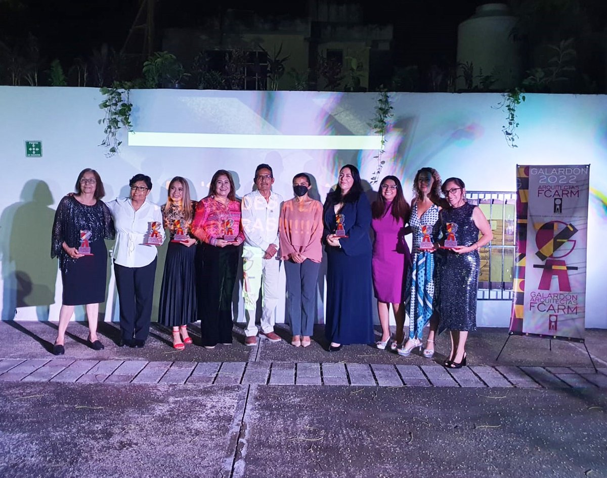 CARM_Playa's tweet photo. ¡Felicidades a todas nuestras compañeras Arquitectas! Es un orgullo trabajar mano a mano con profesionales tan destacadas como ustedes. ¡Enhorabuena!
#ArquitectasFCARM #somosFCARM #arquitecturamexicana https://t.co/SjSGhZlD3O