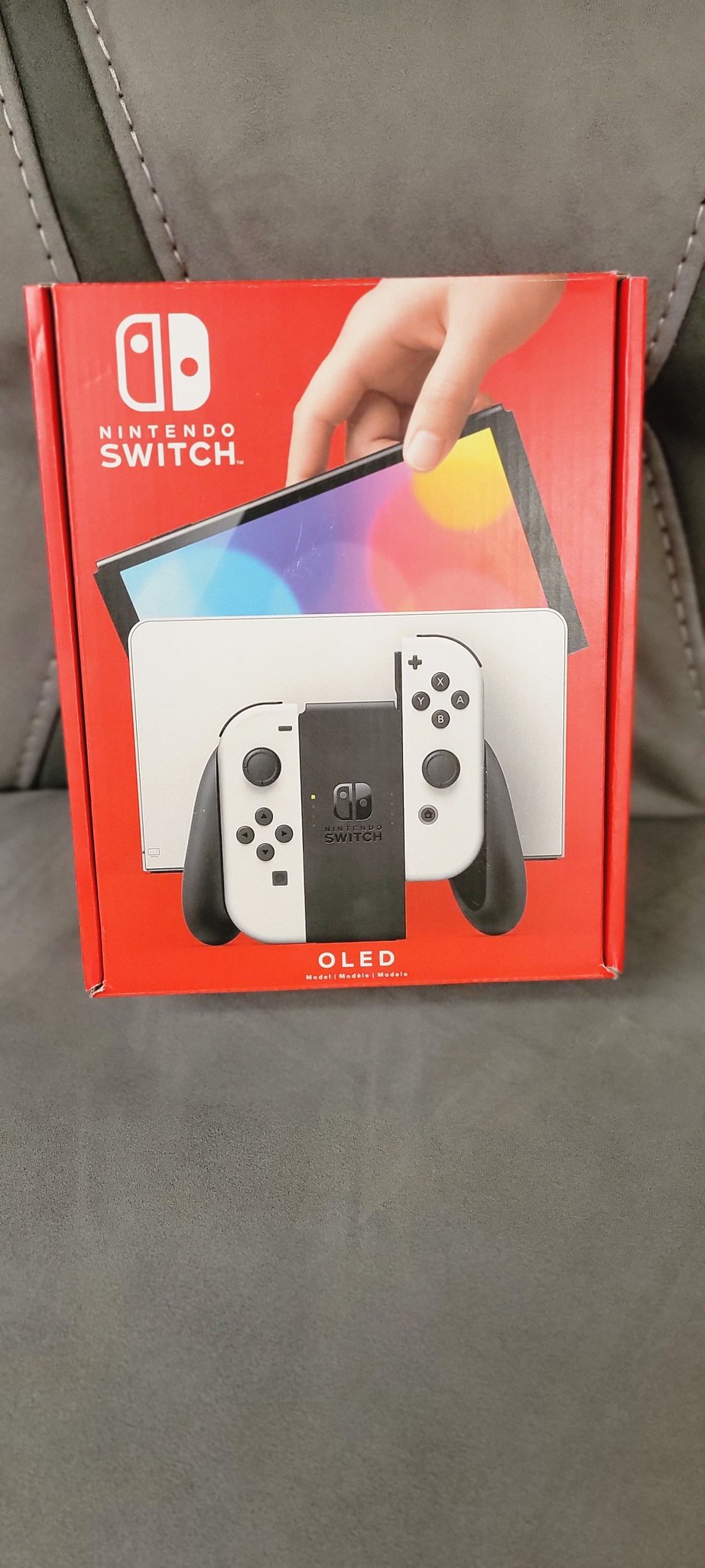 bassam-kotob-on-twitter-thank-you-so-much-dbrand-mkbhd