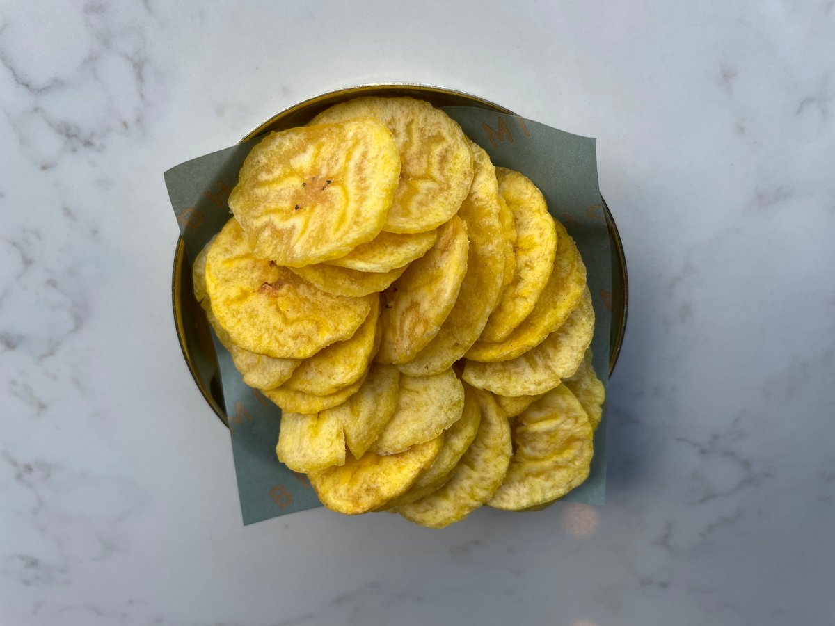 bhoomikitchen_'s tweet photo. Served exclusively in Bhoomi Kitchen Oxford, these Keralan-style banana chips are a complimentary dish for every guest before their meal...

Our chef's have kindly divulged their recipe here 👇

https://t.co/43dtzOy3Qa https://t.co/tLORrNPM74