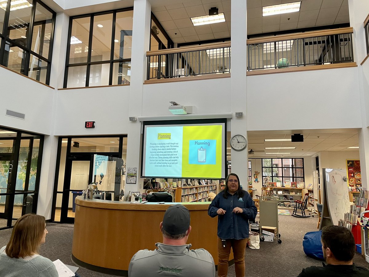 dcjamieson's tweet photo. PD day at school. Learning strategies from Mellie Joiner to better serve Ss with executive function challenges. 😎#oaklearns @KeySchoolFW https://t.co/PYNQ2LNNza