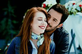 Felis  lunes  felis inicio de semana  #ElcinSangu  #barisarduç  #kiralikask
