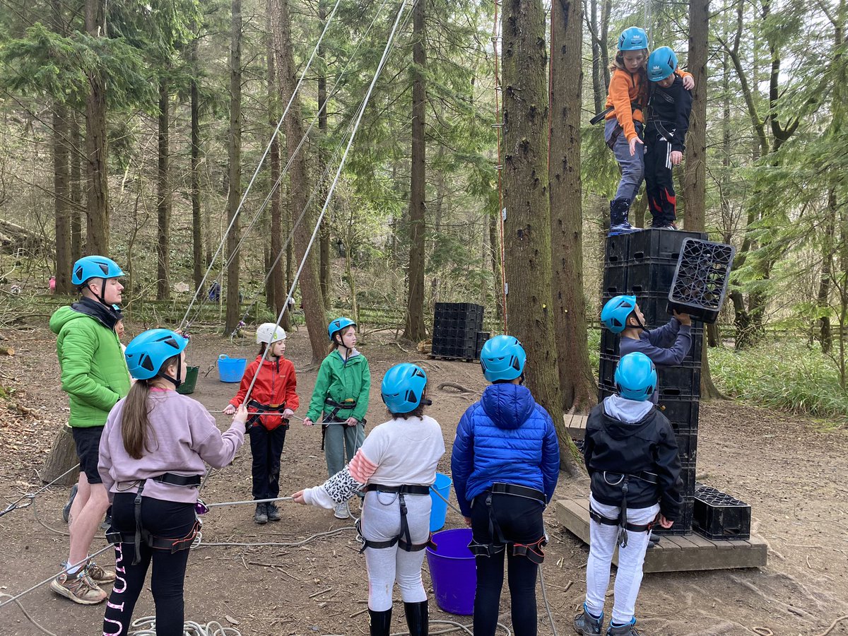 Nightline, Colomendy Skittles and Ceate Stack this afternoon for Y6! <a href="/GreenbankSchool/">Greenbank Primary</a>