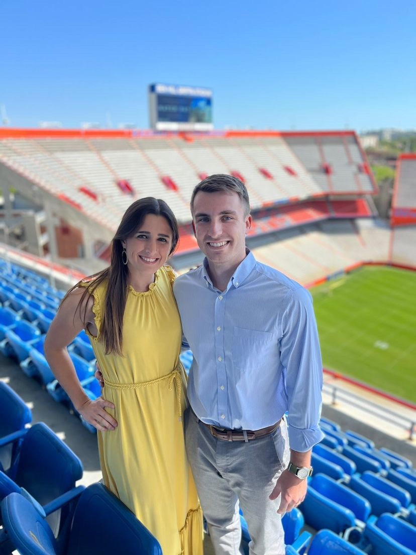 EricaBraschi1's tweet image. Thrilled & grateful to have couples matched with my husband at the University of Florida! Thank you @UFRadOnc and @UflRad for believing in us. Go Gators 🐊!!!