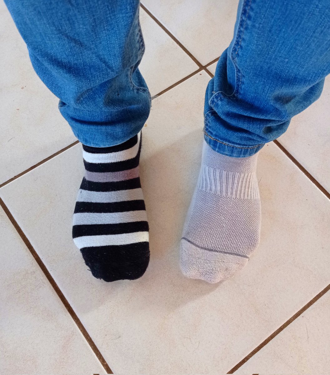 DelClaire86's tweet photo. #InclusionMeans #DownSyndrome #DifferentCommeVous 💜🧡 https://t.co/tKeyG6AE2S