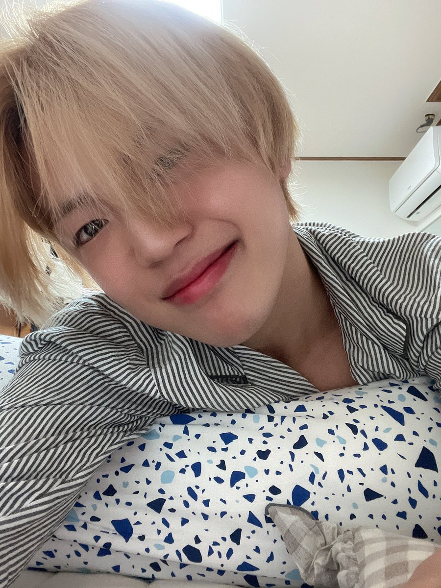 OnThisDayACE's tweet photo. [210322] // One Year Ago

A.C.E Twitter update from Donghun 

🕊️ https://t.co/bxJVwZINwN

@official_ACE7
#ACE #에이스 #Donghun #동훈 https://t.co/0CQEaxTZyV