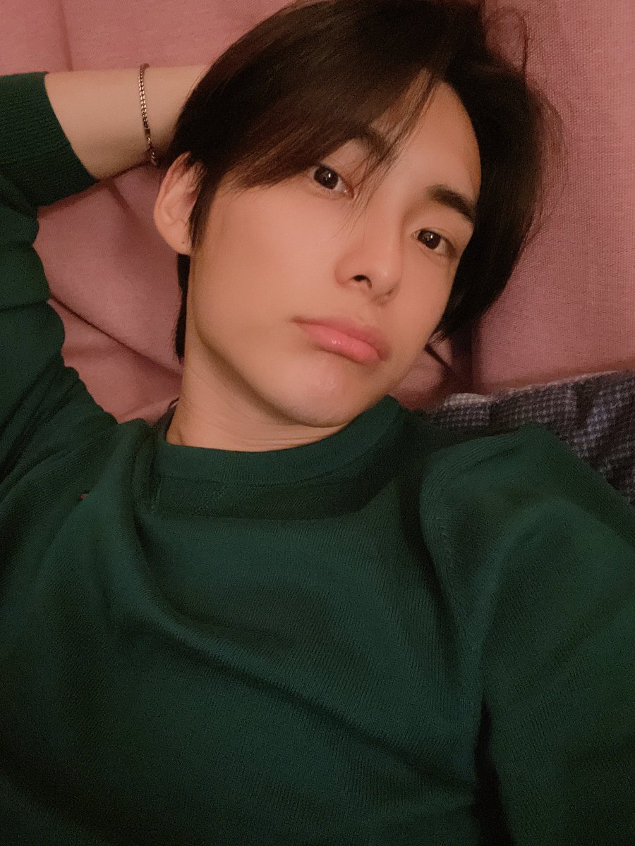 OnThisDayACE's tweet photo. [210322] // One Year Ago

A.C.E Twitter update from Jun

🕊 https://t.co/OiSZxPxJ2v

@official_ACE7
#ACE #에이스 #Jun #준 https://t.co/Ao7viZUPtA