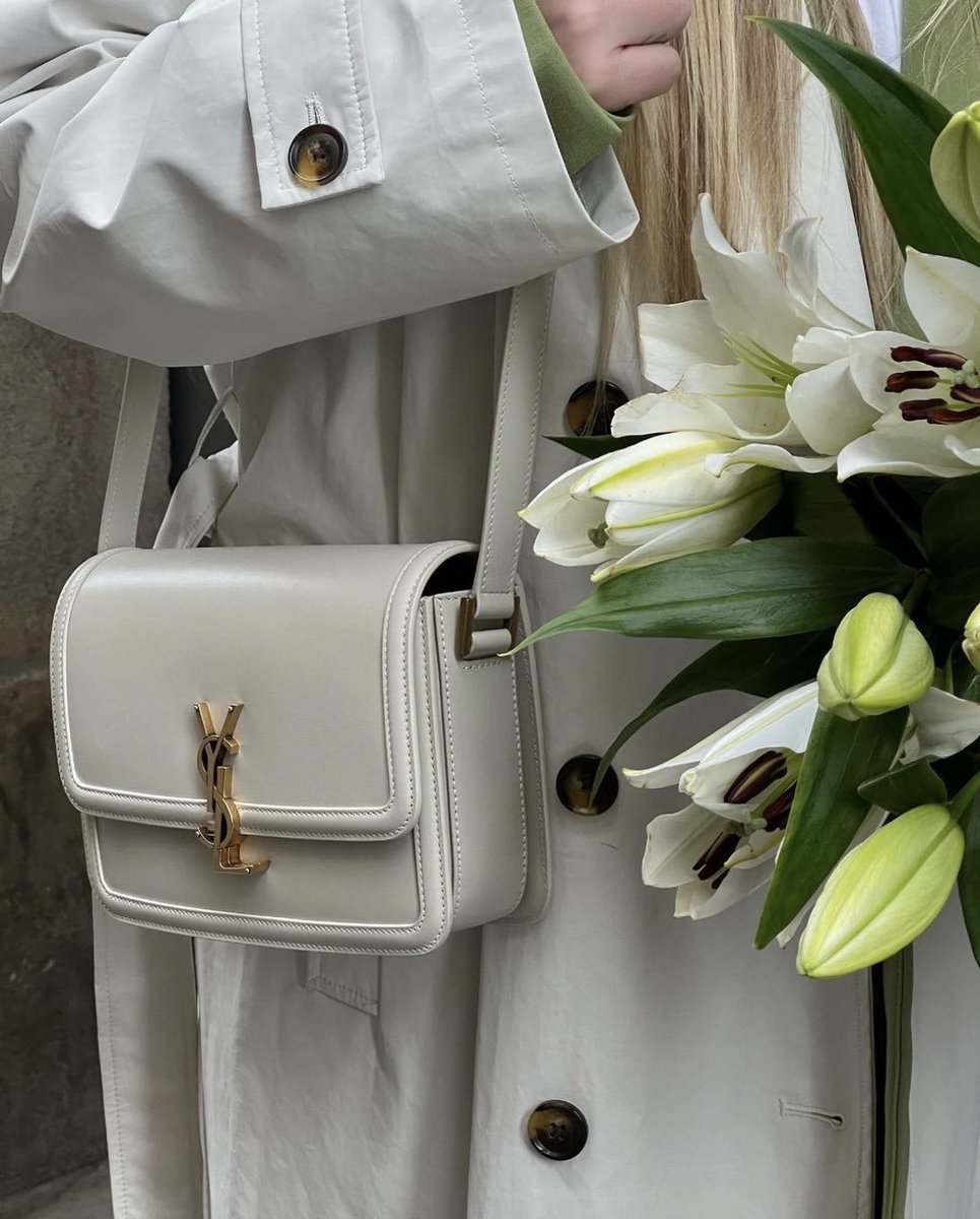 SelectOutfit's tweet photo. ysl bag https://t.co/8F1f4AwiBE