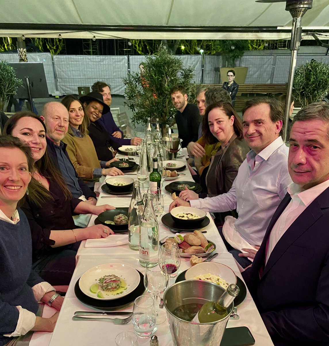 Bienvenue aux 6 talents de la résidence d’écriture dédiée à la création de #scenario de #courtmétrage 
<a href="/CanalplusSeries/">CANAL+ Séries</a> <a href="/vivendi/">Vivendi</a> <a href="/villecannes/">Cannes</a> <a href="/frankchikli/">Frank Chikli</a> <a href="/Univ_CotedAzur/">Université Côte d'Azur</a> <a href="/EURCreates/">Ecole Universitaire de Recherche CREATES</a> <a href="/FondationUCA/">Fondation Université Côte d'Azur (UCA)</a>