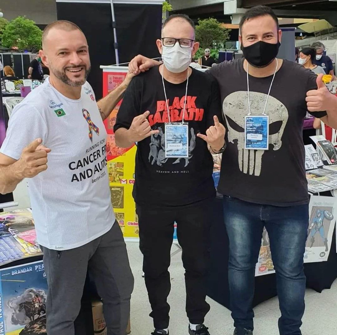 Equipe Savage Worlds no lançamento da edição #2 na <a href="/OficialCcq/">Oficial CCQ</a> #profeciacomics #SavageWorlds #comics #HQ