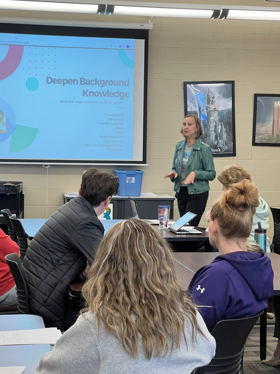 ReadRott's tweet photo. Great PL with our amazing #BVELA educators! Time for collaborating and planning as we move into the fourth quarter. https://t.co/jgVxQSEotY