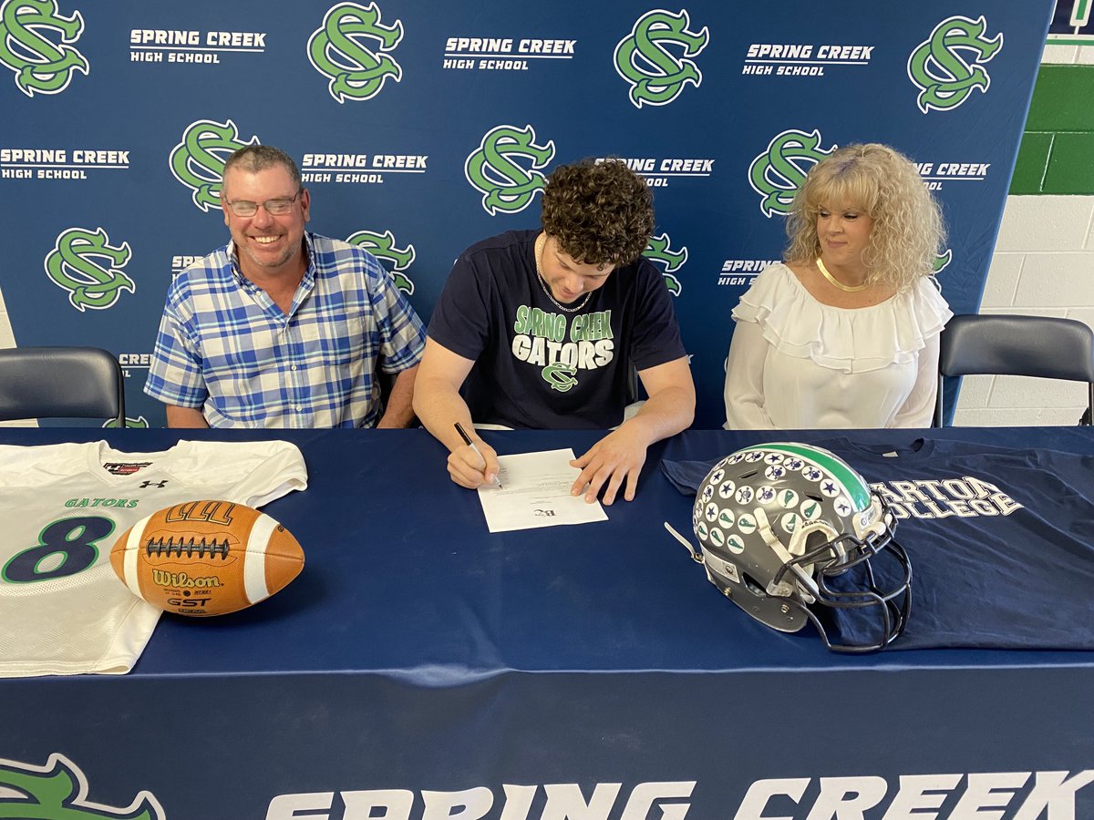 ⁦<a href="/SpringCreekABC/">SpringCreek Boosters</a>⁩ senior 🏈 standout Robert Strickland signed an NLI with Barton College on Monday afternoon. ⁦<a href="/MOTribune/">Mount Olive Tribune</a>⁩ ⁦<a href="/WayneCountyPS/">Wayne County PS</a>⁩