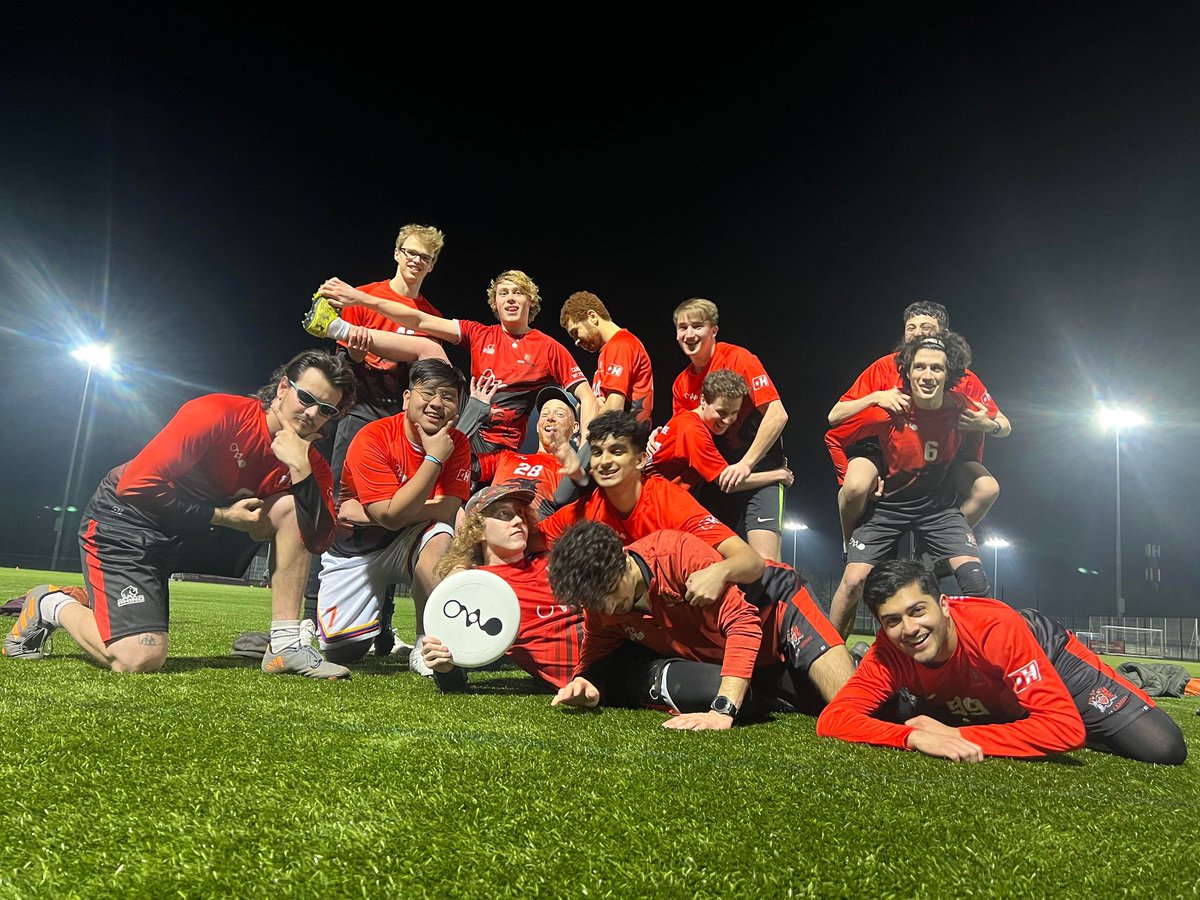 Stone cold under the lights.
A big pat on the back to our men's team who executed a near perfect 15-1 against Bristol yesterday, to end their BUCS season with 5 W's and 0 L's.
Onto nats in Easter.
#TeamCardiff #WRWB