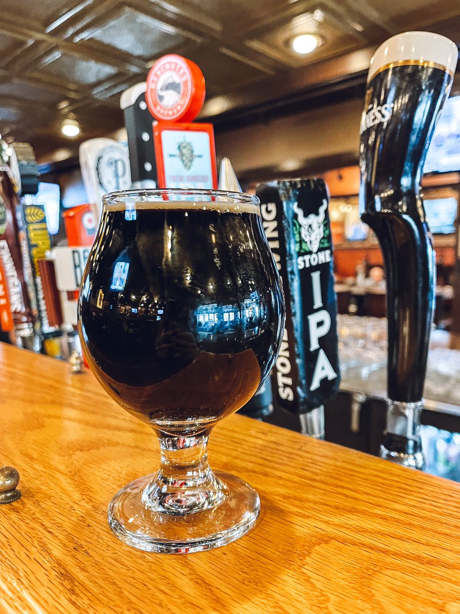 Mocha, coffee, and chocolate in beer form? Count us in! @fallingknifebc Lil’ Shaky is quickly becoming a favorite around here, and we can see why! Grab this one while you can, it’s going to go quick! 
#fallingknife #fallingknifebrewing #drinklocal #supportlocal #coffee