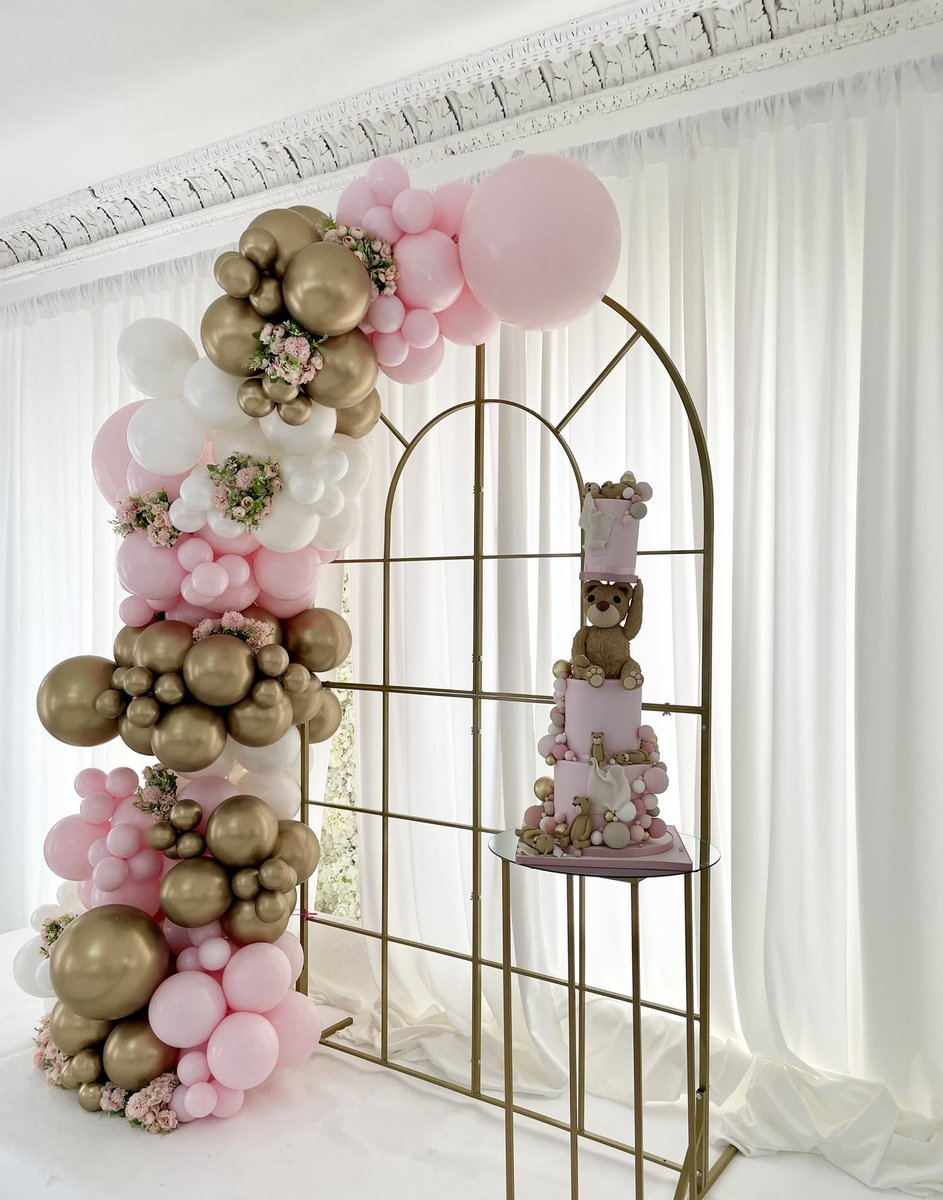 fondant_queen's tweet photo. I had the pleasure of recreating my Teddy Bear cake yesterday for a Baby Welcome party 😭🥺💗 https://t.co/CxsOspTahT