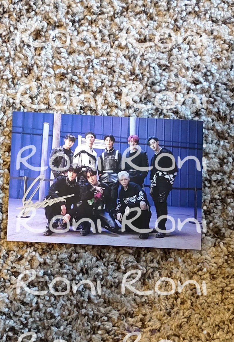 scsicklix's tweet photo. [ WTT ] 
pls Rt

Stray Kids Oddynary Signed Postcard 

Have: seungmin (3) and I.N (2)

Want: Lee Know, Bang Chan, HAN or Hyunjin equivalent

ENG/SPA

📍USA or MÉXICO prefer

Must be willing to trade with tracked shipping^^ https://t.co/qiVDVzUepK