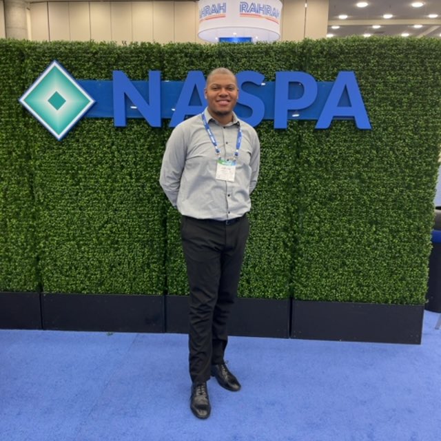malcolmdeandre1's tweet photo. So far, so good! Loving the #NASPA22 Conference. Internalizing the wisdom shared by some season student affairs professionals! But it’s still early, can’t wait to see what the rest of the day brings! @NASPAtweets 🙏🏽 #NUFP https://t.co/N2VS5qsEfY