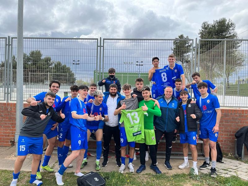 cdhumanesoficia's tweet photo. C.D.E. INTERNACIONAL DE MOSTOLES «A» 0 — 2 JUVENIL A
Resumen:
Partido con poco ritmo de toque de balón y baja intensidad que el Humanes se llevó porque tenía más pegada que Inter de Móstoles. Ver crónica: https://t.co/viTtceWaTt
#cdhumanes #humanesdemadrid
@cdhumanesoficia https://t.co/VLjnRLS6z4