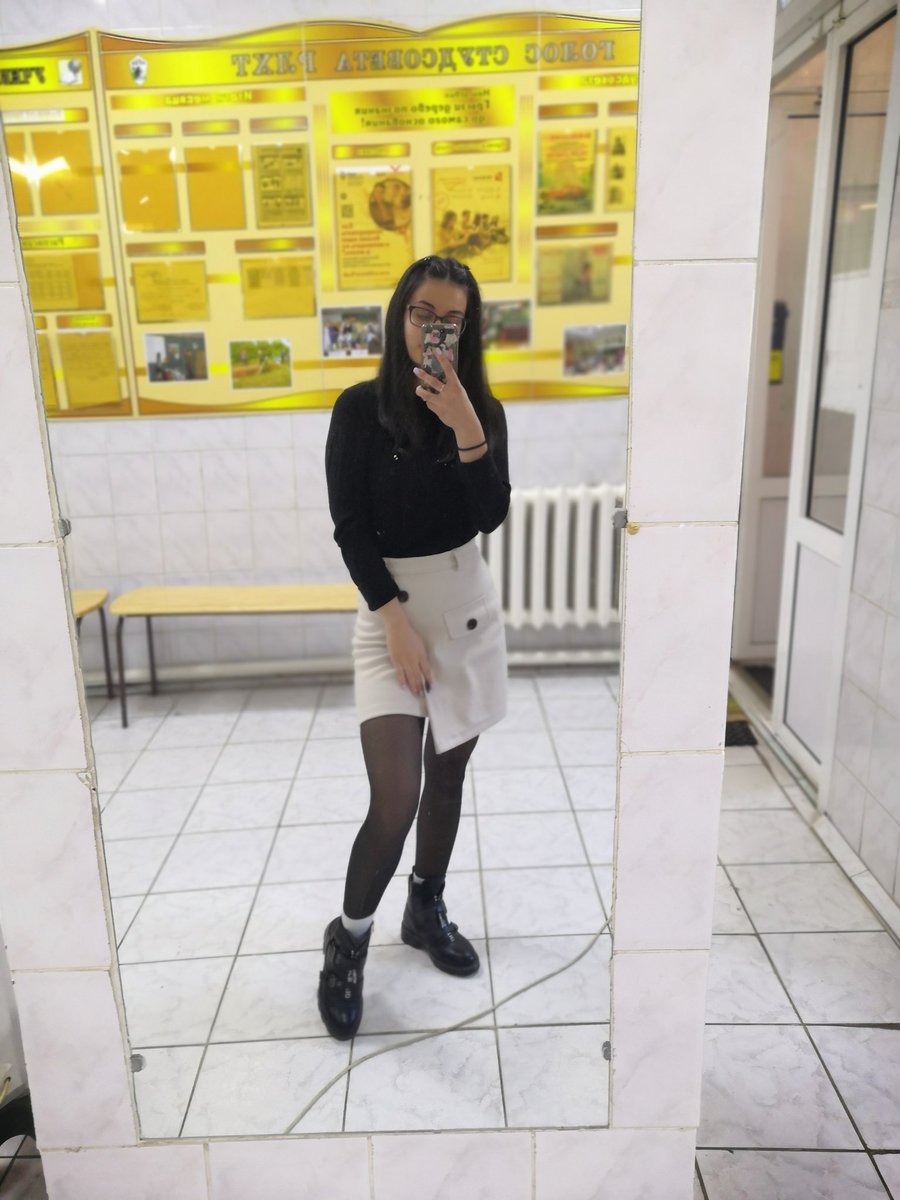 JadeRoss_Ross's tweet photo. Понадобилось время, чтобы понять, как самое большое разочарование, может стать любовью. https://t.co/Y0bziYtVNL