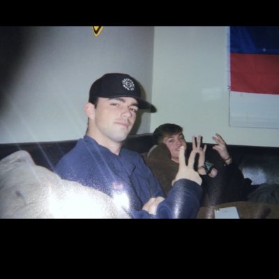 MitchellJosephL's tweet photo. #NewProfilePic https://t.co/9bcx1nfyz3