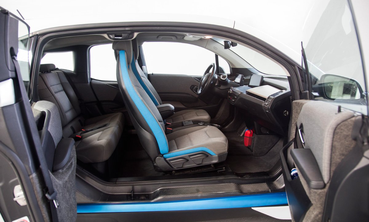 LaFlechaMotor's tweet photo. Esta #primavera, seguimos siendo sostenibles.♥
La #sostenibilidad es una cuestión clave para nosotros y en el que no hacemos concesiones.
Esto es exactamente lo que ofrece el #BMW i3 con sus numerosos servicios digitales y sistemas de asistencia al conductor. https://t.co/dWU5iSrxAc