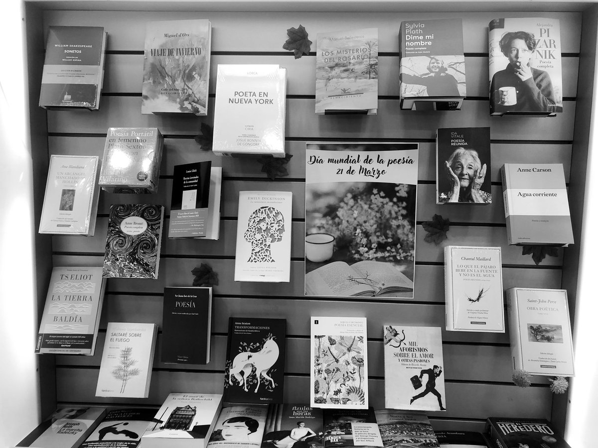 ¡¡Feliz #DíaMundialDeLaPoesía!!