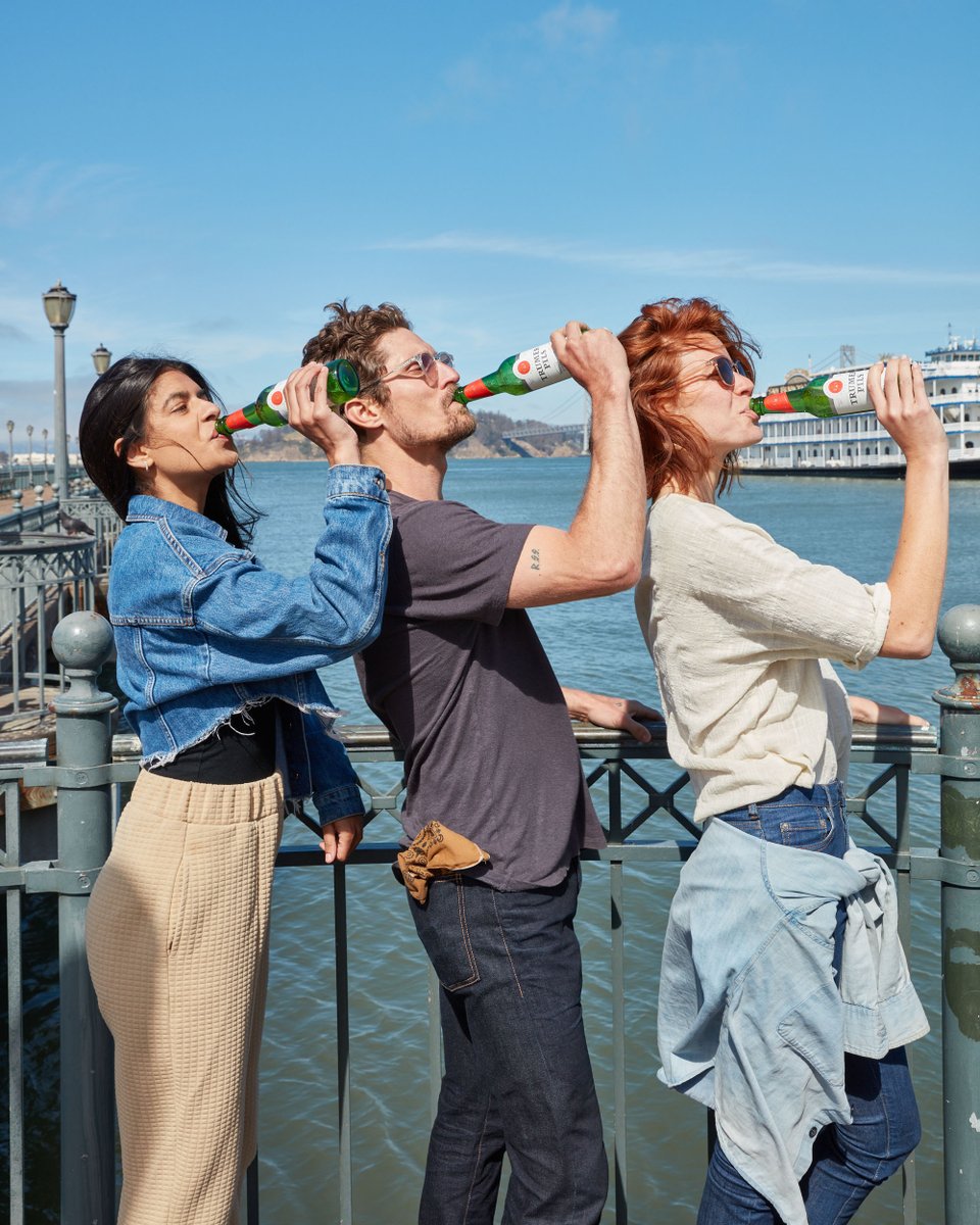 TrumerUSA's tweet photo. Bottoms up. Welcome to Spring in the Bay Area.
#GetOutside #HappyHour #TrumerPils #TheWorldsBestPilsner #BrewedInBerkeley #BayAreaBeer https://t.co/4WrXHfxPd1
