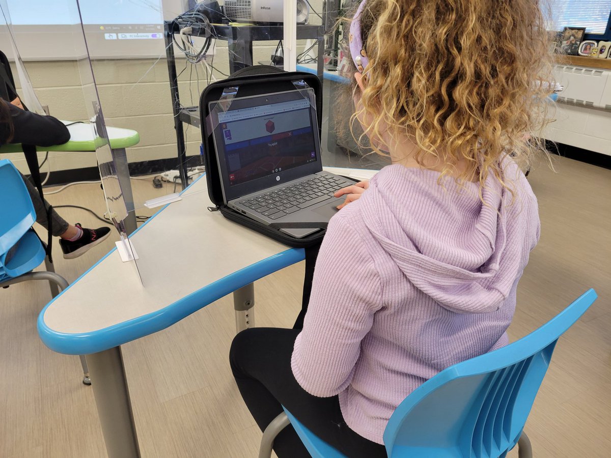 It's Monday and we're back practicing our math facts in SumDog during #marchmathness 🏀@SumdogUSA <a href="/HPS_Meadow/">Meadowbrook School</a>