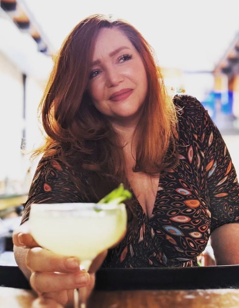 DowntownHouston's tweet photo. In honor of #WHM we're showing 💓 to the many Women-owned businesses in #DTHou. There's lots to love about @AngelShareHTX, from drag bingo &amp; festive drinks, to artwork highlighting female icons, which makes it the PERFECT place to celebrate ladies #DowntownHouston! https://t.co/fgMstzJFm8