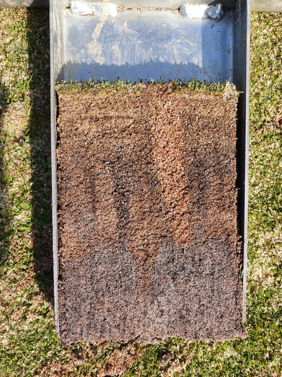 IntoGrass tweet media