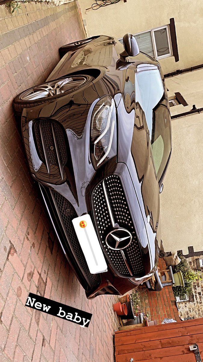nnnnn01174838's tweet photo. my new addition🙏🏽❤️ #Mercedes #eclasscoupe https://t.co/7irxkDJqO1
