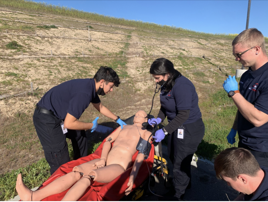 AHEDublin's tweet image. #EMTs are trained to help in any emergency situation #EMTTraining #EMTStudents