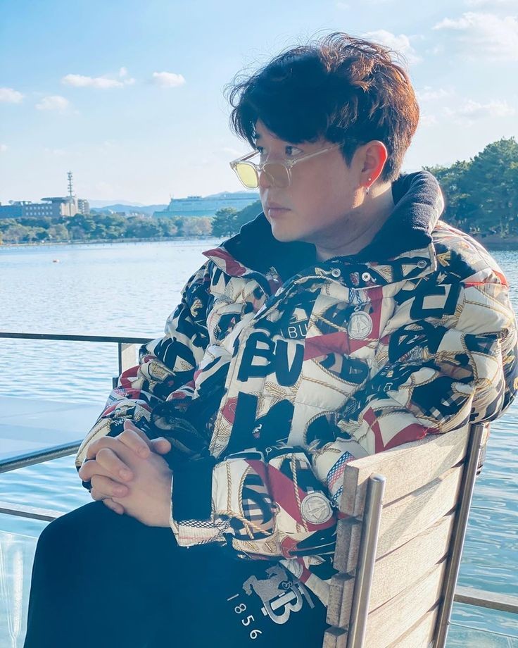 😎
#SUPERJUNIOR <a href="/SJofficial/">SUPER JUNIOR</a> #SHINDONG <a href="/ShinsFriends/">신동</a>