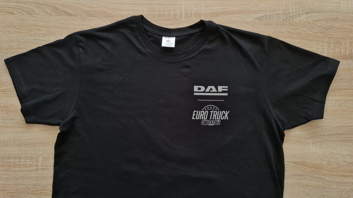 DSTVT_SK's tweet photo. Today I received a great package from the company @DAFTrucksNV 🧐😍

I really appreciate it! 🙏

Well thank you! ♥️

#scssoftware #eurotrucksimulator2 #ets2 #DAFDrive #daftrucks https://t.co/pOBa7jr2Lq