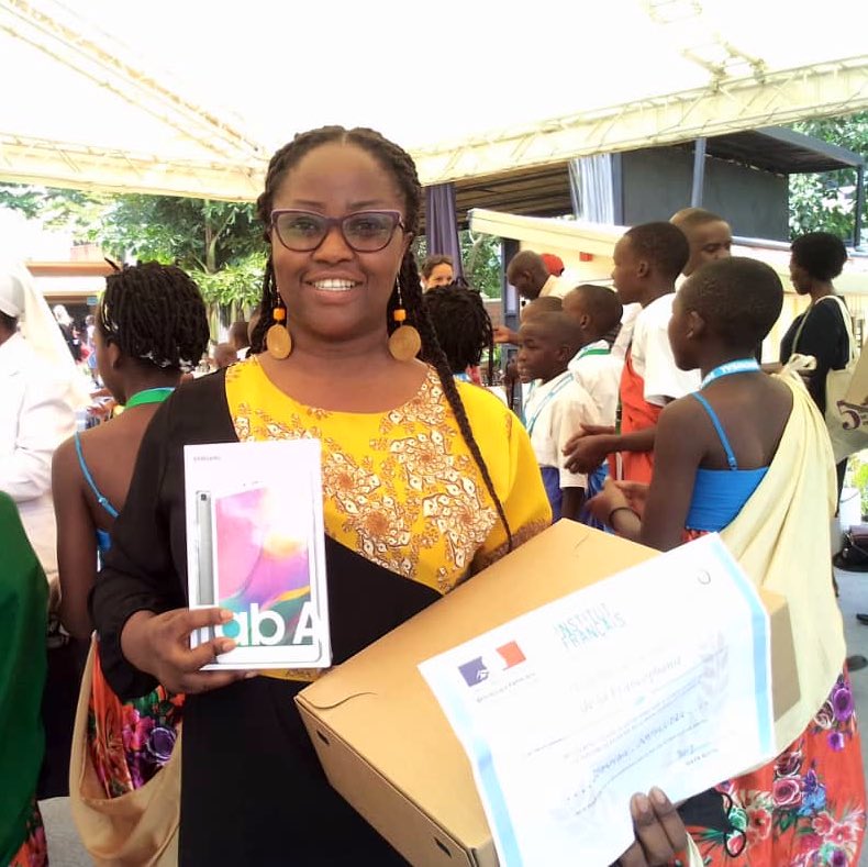 ngomaty's tweet photo. 20 mars : journée internationale de la francophonie 🌎

Félicitations aux élèves et enseignants lauréats des concours de la Francophonie 2022. 

Merci d’avoir contribué au rayonnement des cultures francophones au Rwanda.

#Francophonie2022 #francophonierwanda https://t.co/s7D5GLUl1z