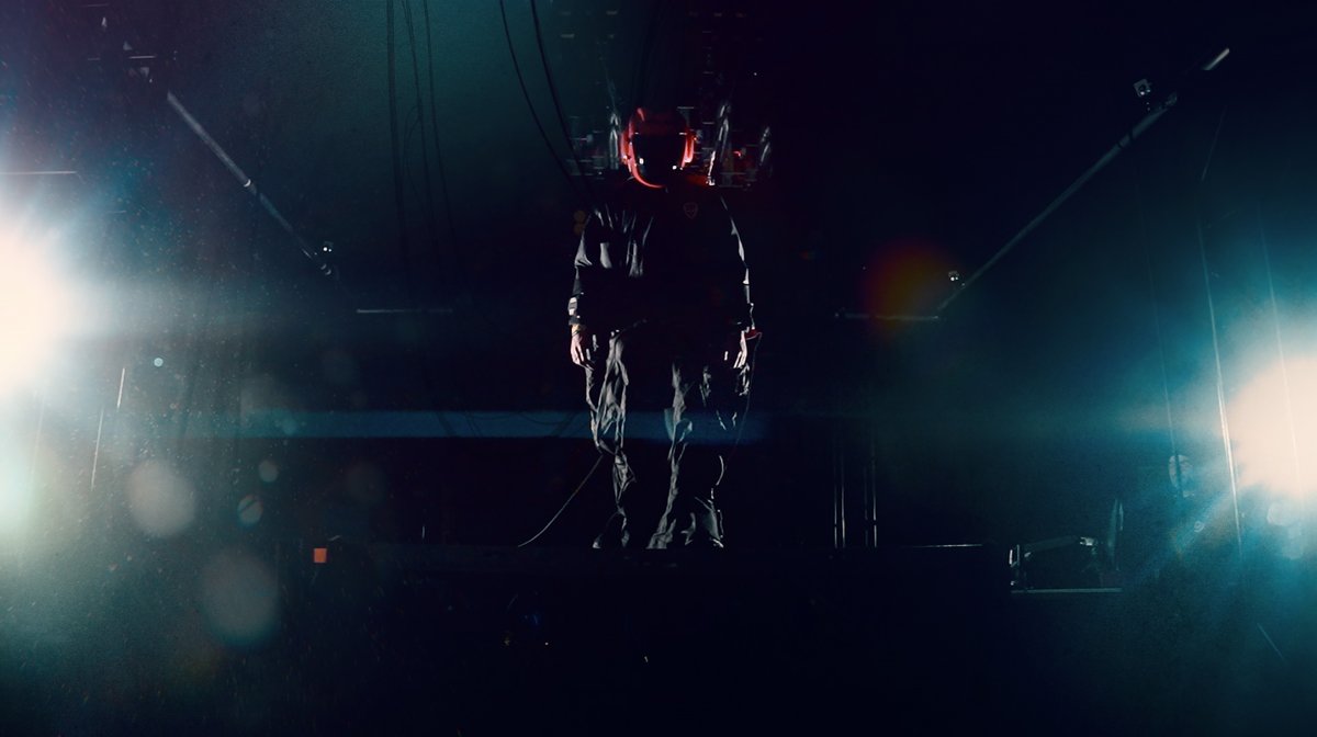 limitlessflight's tweet photo. JUMP is all the adrenaline with none of the risk. Are you ready to put on the suit? We're scheduled to open Spring 2022 in Bluffdale, Utah. Click the link in our bio to get your passes now! #LimitlessFlight

#vr #VirtualReality #gaming #vrgaming #humanflight #virtualflight https://t.co/FGFF7EyZvr