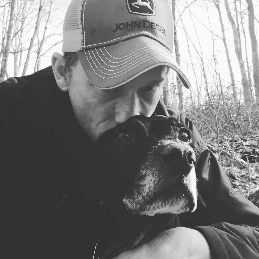 KevinTWho's tweet photo. Not a day goes by that I don't miss this goofball. She was the best. Always knew how to make me laugh. #MyPup #LaBeagle #BestFriend 🐶♥️🐾 https://t.co/ywW0DE9T1A