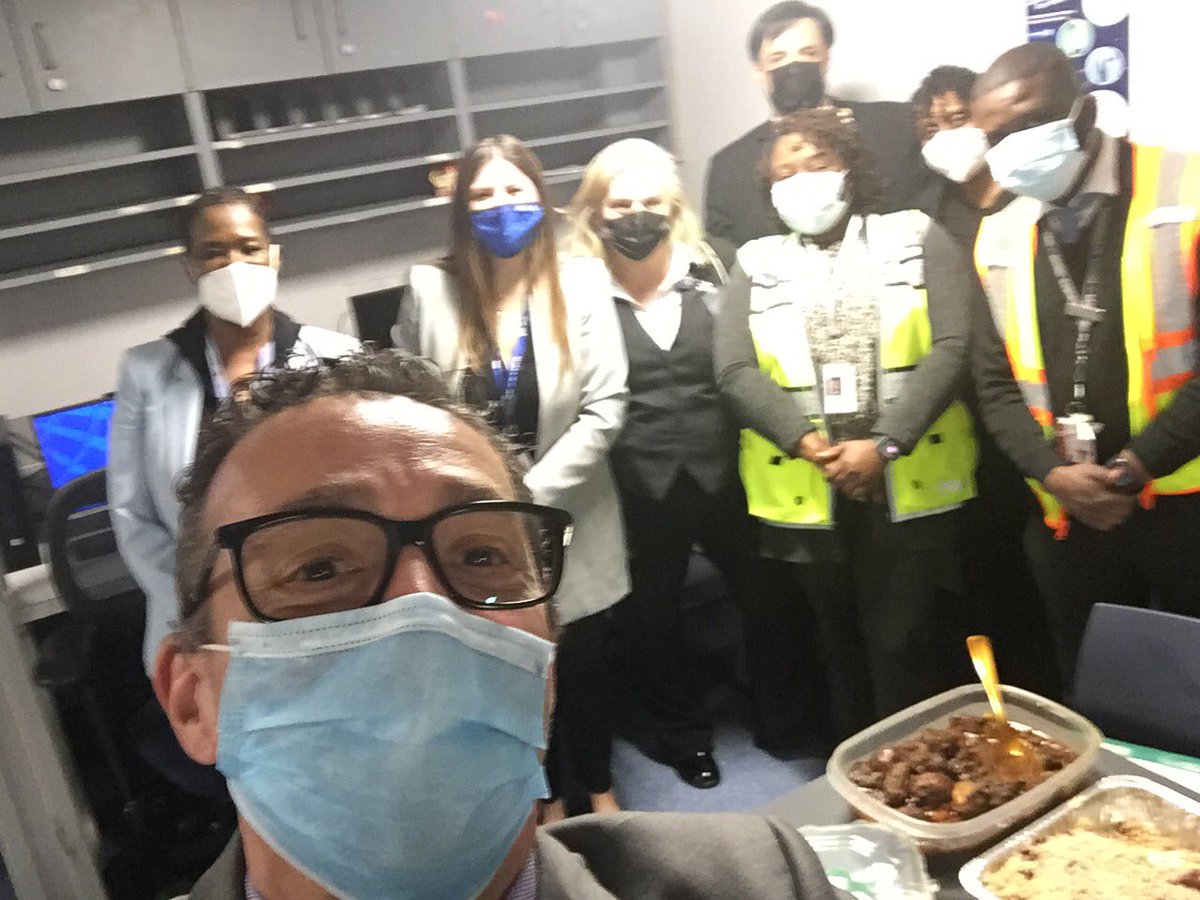 CalamusaTony's tweet photo. Thanks Terminal A CS Team! We were number one for plus one boarding metrics in February! #NPS https://t.co/IrJ2EUI8ui