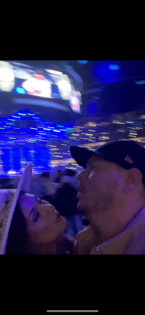 CanasofSTX's tweet photo. Dancing on the floor to King George with my best friend 15years after we first saw him ๐ค #RodeoHouston22 #GeorgeStrait #SpringBreakFinale https://t.co/kpFfUrsbFd