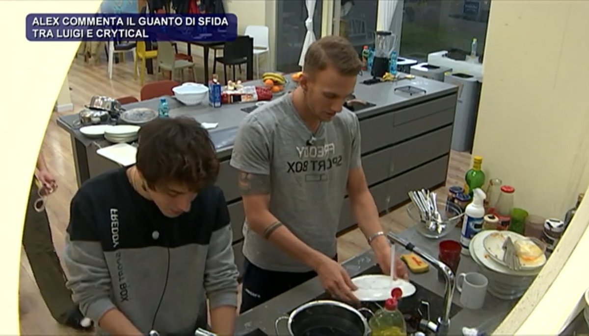 gliarchidizia's tweet photo. #Amici21 #leolex #alex #alexwyse #leo
"Se insisti e resisti, il sogno conquisti"
ππππ
I LEOLEX E IL LAVAGGIO DELLE STOVIGLIE!
Alexa come si diventa un piatto sporco? https://t.co/IQ64V49w6Q