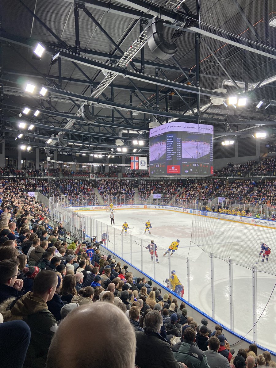 nthorshaug's tweet photo. DETTA!!🔥🤌🏽 #2hockey #norskishockey https://t.co/kFAe85rNMM
