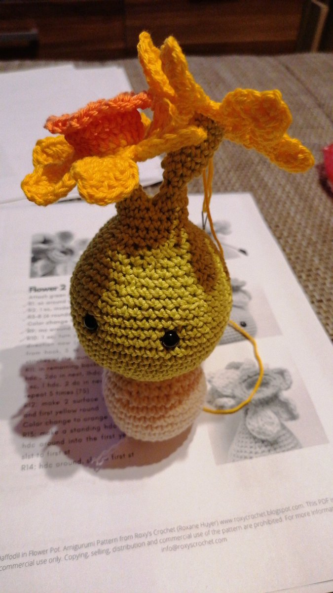 timbookta's tweet photo. Trošku jsem pokročila...
#hackovani #crochet #proradost https://t.co/jWnoTWRdUk